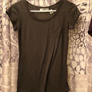 Short sleeve olive tshirt